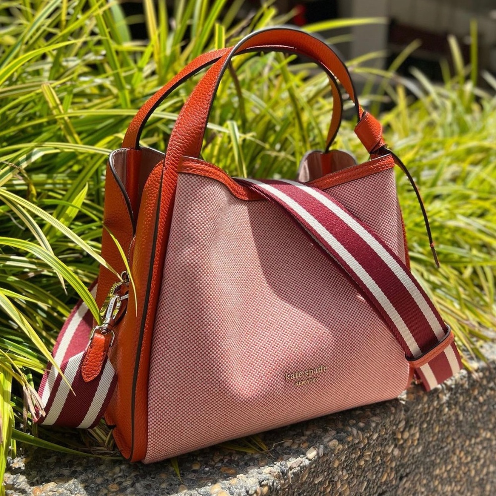 <kate spade> knott canvas medium crossbody tote/NWT!!
